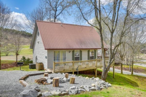 Peaceful Guntersville Cabin Fire Pit, Near Lake!